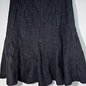 Larry Levine 8P, stretch pleated skater style, black acid wash, midi denim skirt